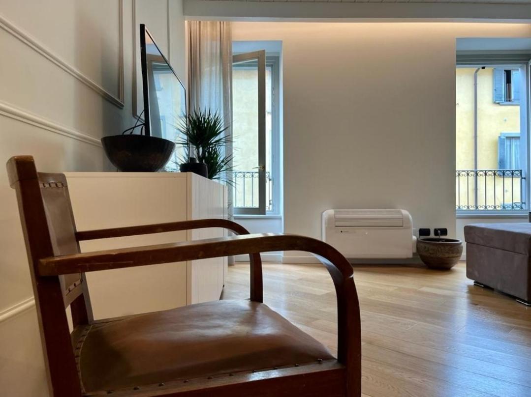 Suite Moroni Apartment Bergamo Bagian luar foto